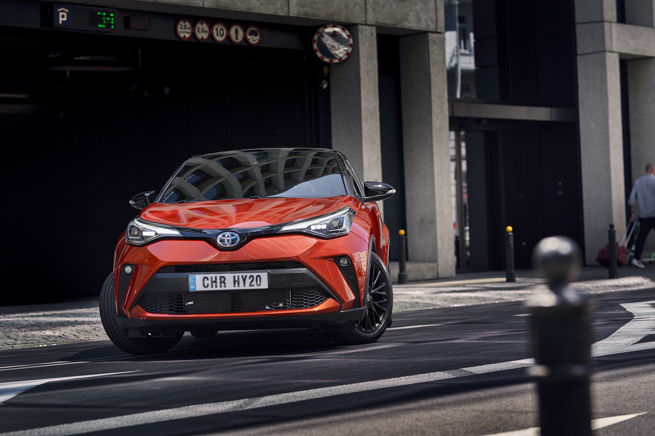 تویوتا C-HR هیبرید